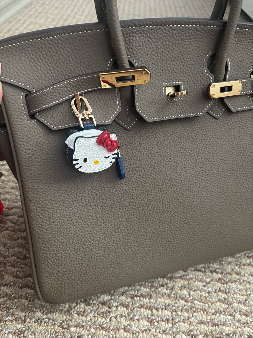 Hello Kitty Zipper Key Charm/ zip tag